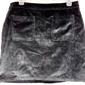 New ModCloth black corduroy high waisted mini skirt women’s size 10 medium